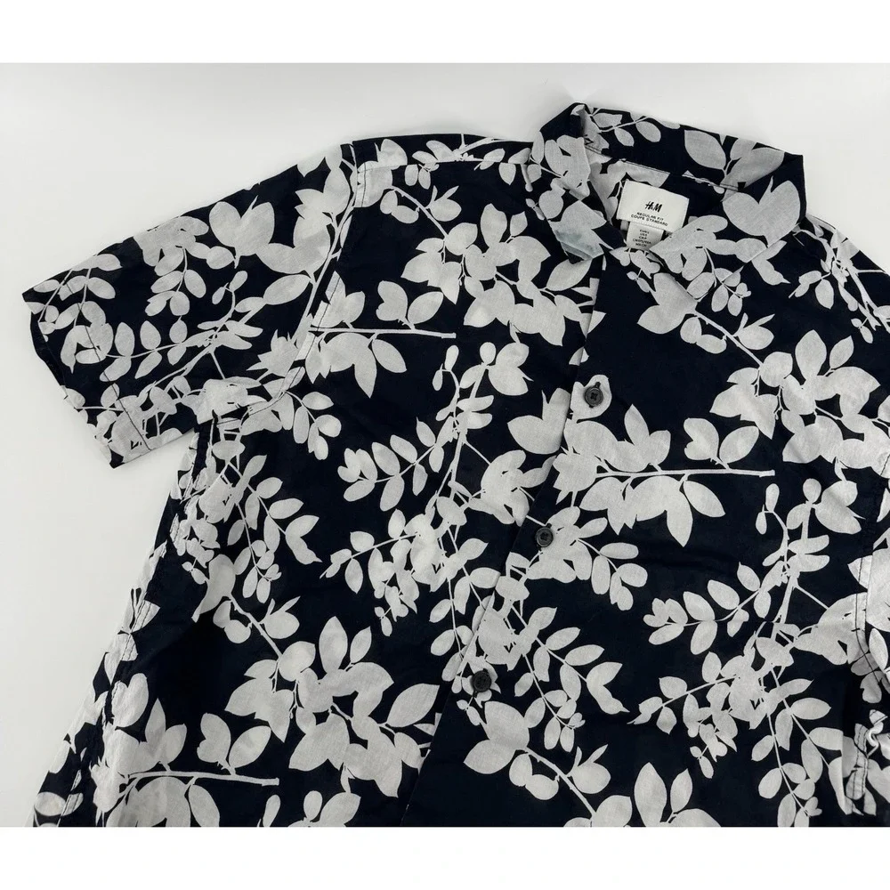 H&M‎ Hawaiian Shirt Men's Size S Cotton Blue Floral Tropical Beach Island Aloha